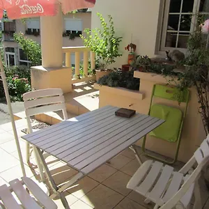 Couette-café Festiane