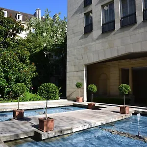 Couette-café Assia & Nathalie - Luxury Marais